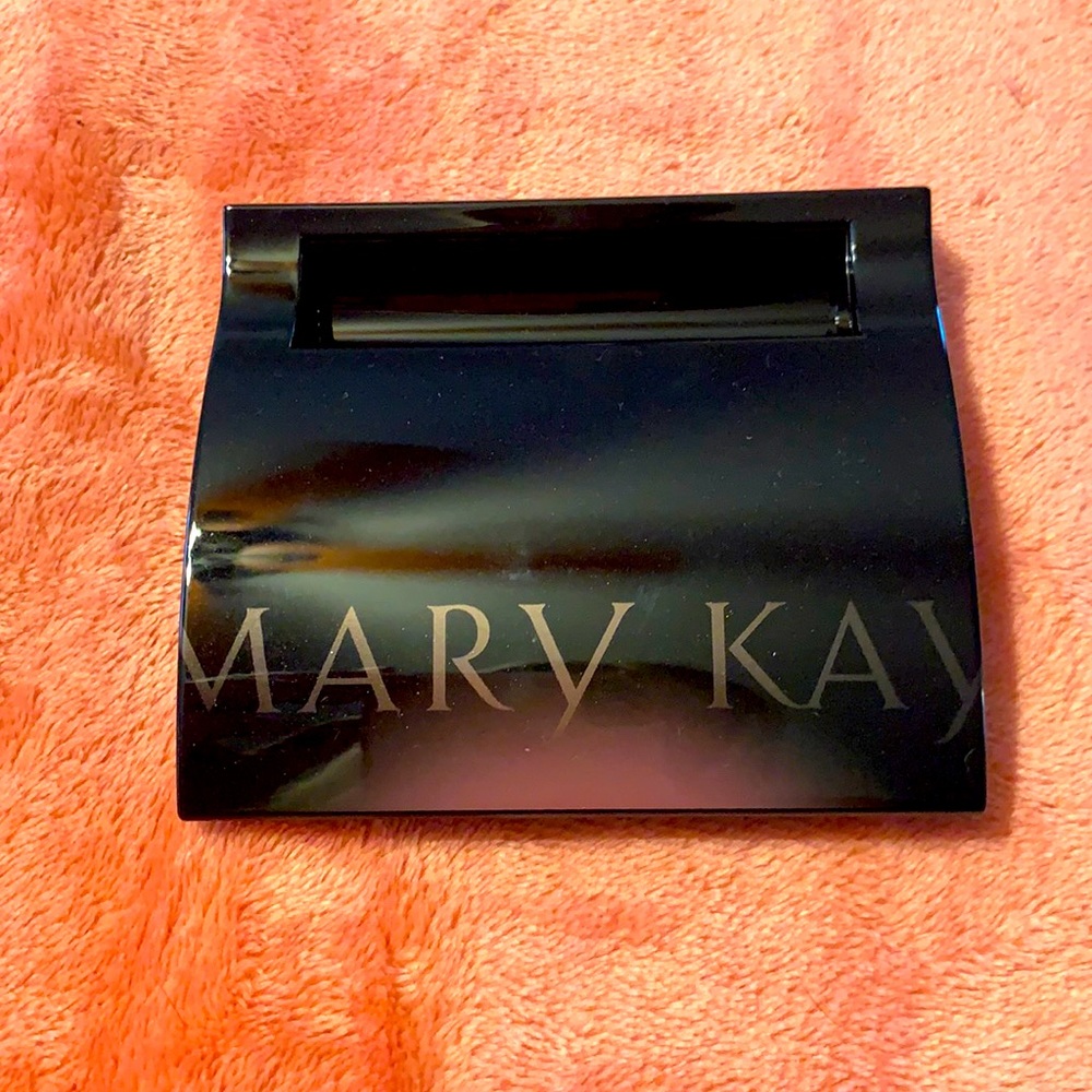 Mary Kay compact. Unfilled